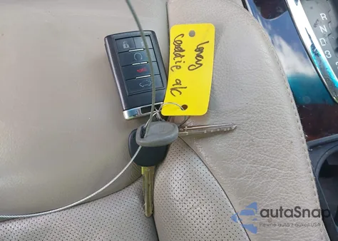 2010 Cadillac Dts Premium Collection z USA, uszkodzony, nr VIN 1G6KH5EY9AU134029